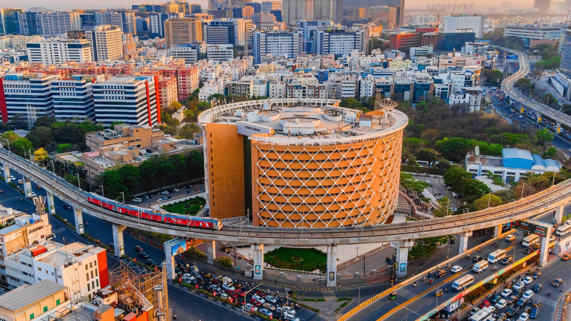 Hyderabad Tech Hub: Complete Guide to India's Emerging Technology Capital